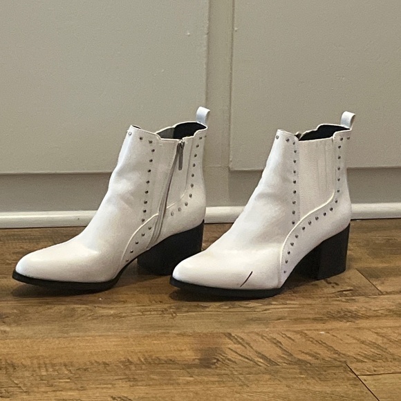 Western Booties - Picture 1 of 1